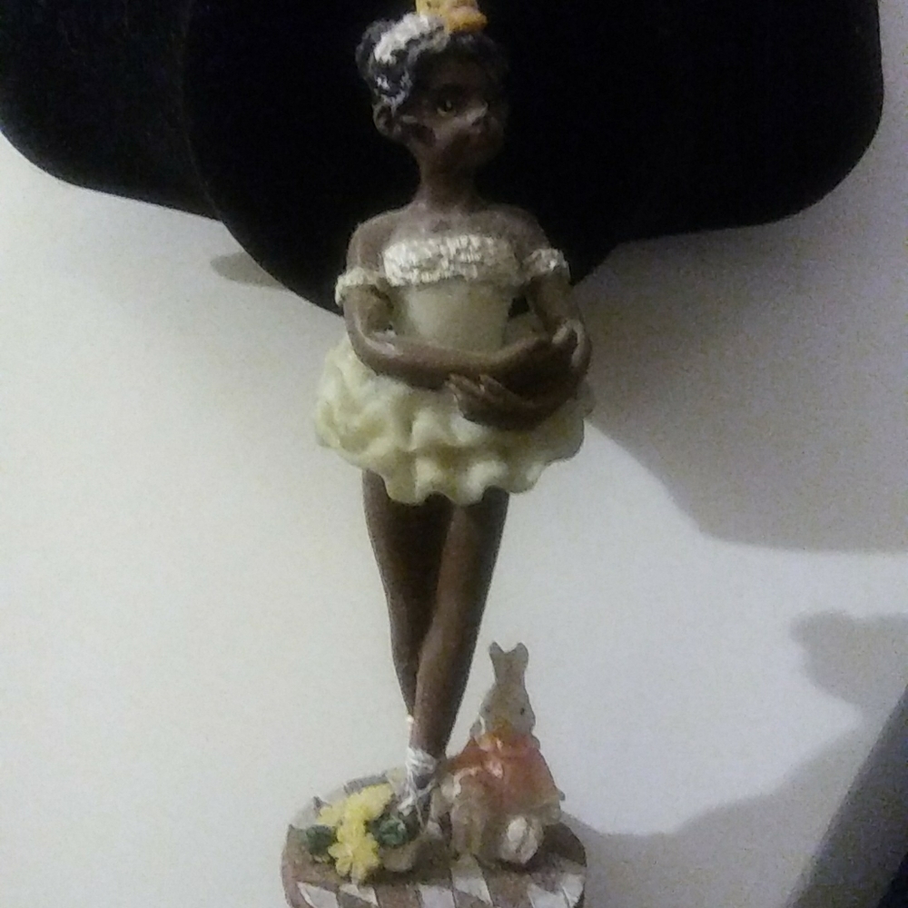 Figurine